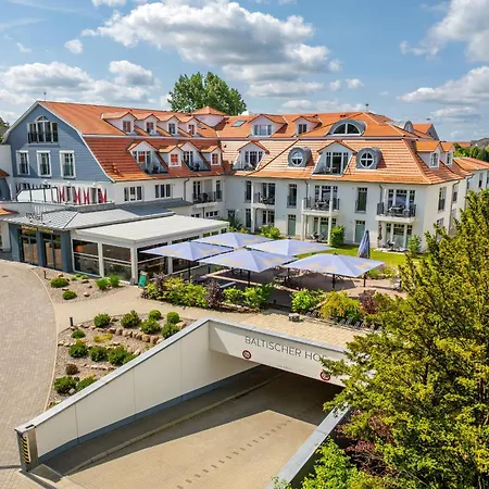 Baltischer Hof 25 *